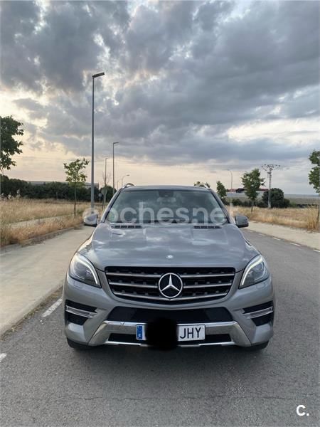 Gris / plata Usado 2015 Mercedes ML250 SUV | 32.000 € - Imagen 1/4