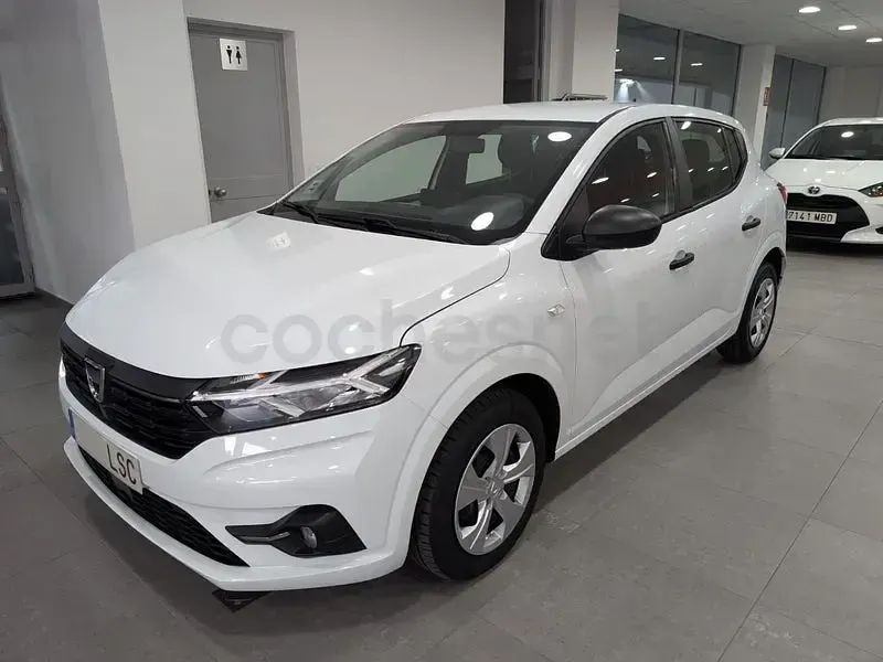 Usado Dacia Sandero Essentiel 91 HP (66 kW) 2021 Branco Sedan