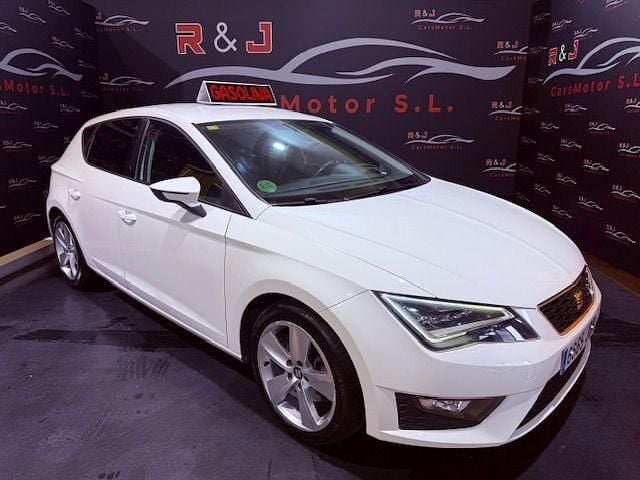 Usado Seat Leon FR 125 CV (91 kW) 2015 Blanco Berlina