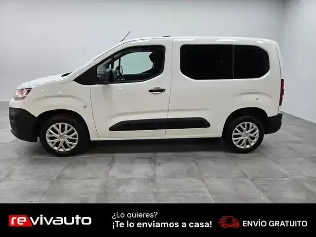 Usado Citroën Berlingo Feel 102 CV (75 kW) 2022 Otro Monovolumen