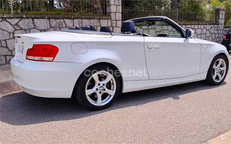 Usado BMW 118 Cabriolet 143 CV (105 kW) 2011 Blanco Descapotable