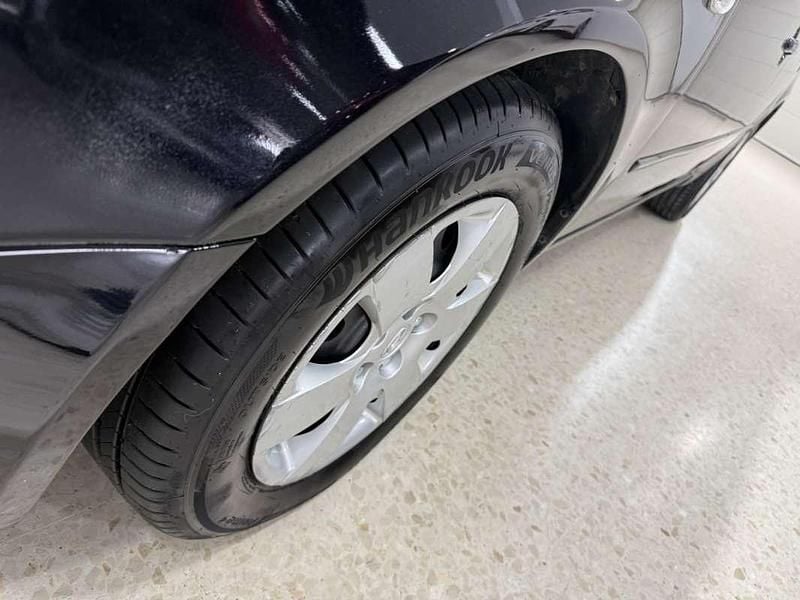 Usado Hyundai Sonata Style 140 CV (102 kW) 2007 Burdeos Berlina