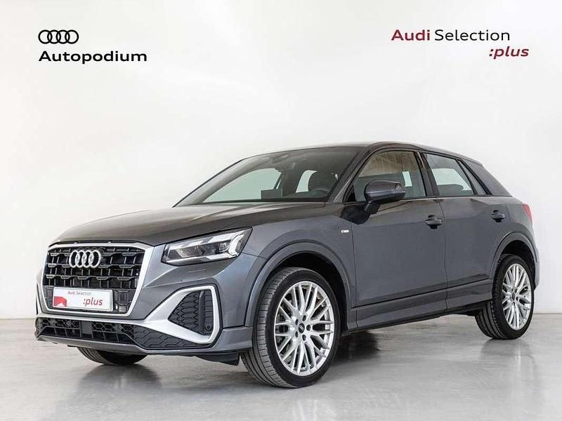 Gris Usado 2024 Audi Q2 SUV | 33.700 € (Un poco caro) - Imagen 1/4