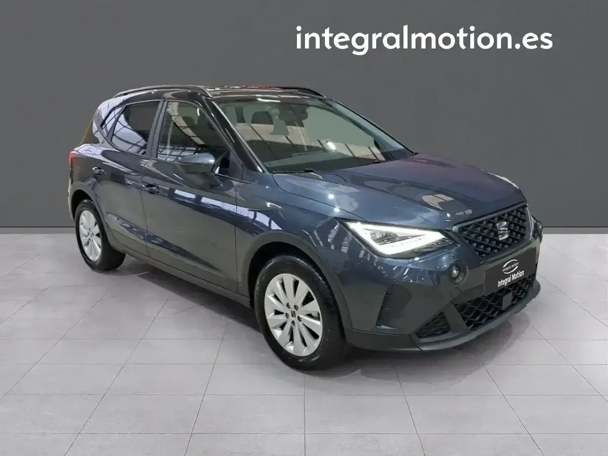 Usado Seat Arona Style 115 CV (84 kW) 2025 Negro SUV