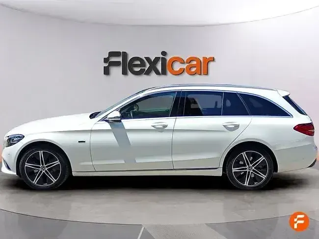 Usado Mercedes C300e 306 CV (225 kW) 2020 Blanco Familiar