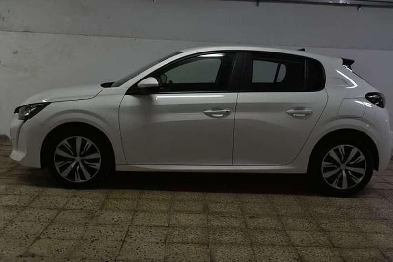Usado Peugeot 208 Active 101 CV (74 kW) 2020 Blanco Utilitario