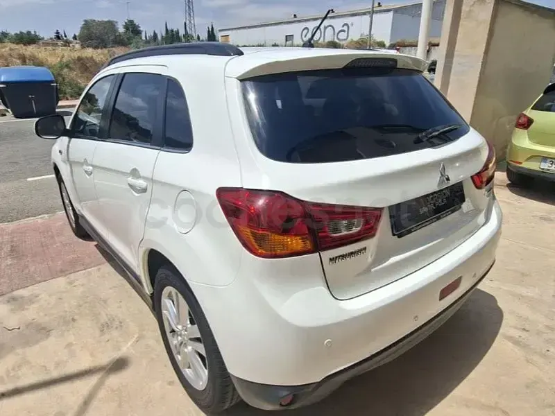 Usado Mitsubishi ASX Motion 117 CV (86 kW) 2013 Blanco SUV