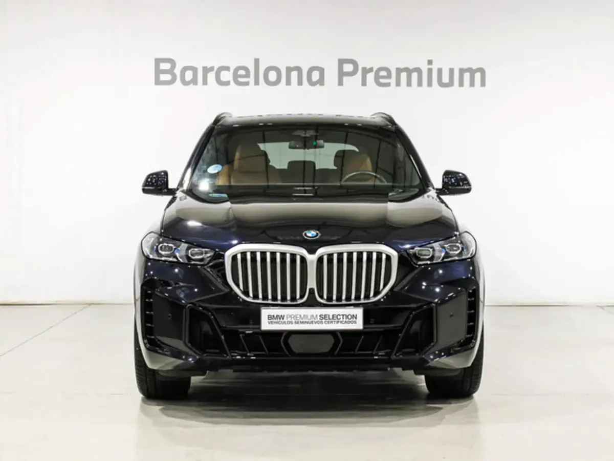 Usado BMW X5 Comfort Edition 298 CV (219 kW) 2025 Negro SUV