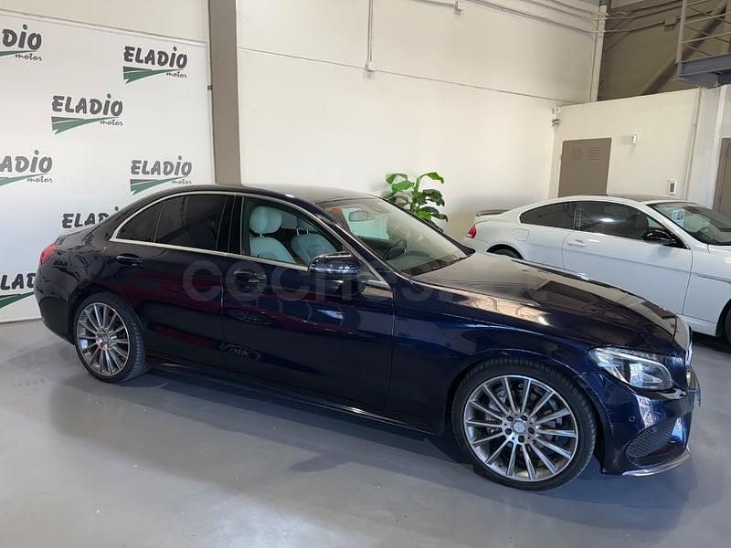 Usado Mercedes C220 AMG line 170 CV (125 kW) 2017 Azul Berlina