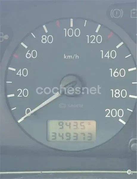 Usado Citroën Xsara 75 CV (55 kW) 2000 Azul Berlina
