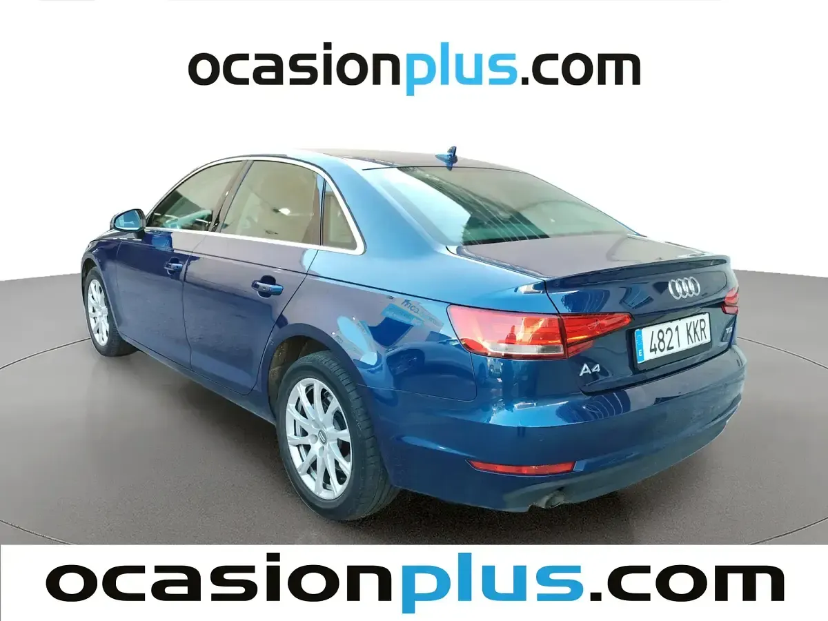 Usado Audi A4 Advanced 150 CV (110 kW) 2018 Azul Berlina