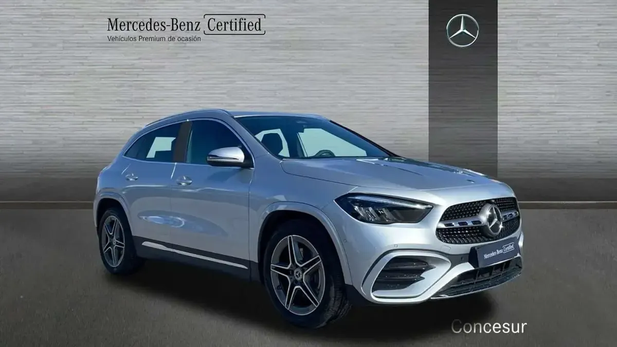 Usado Mercedes GLA200 136 CV (100 kW) 2025 Blanco SUV