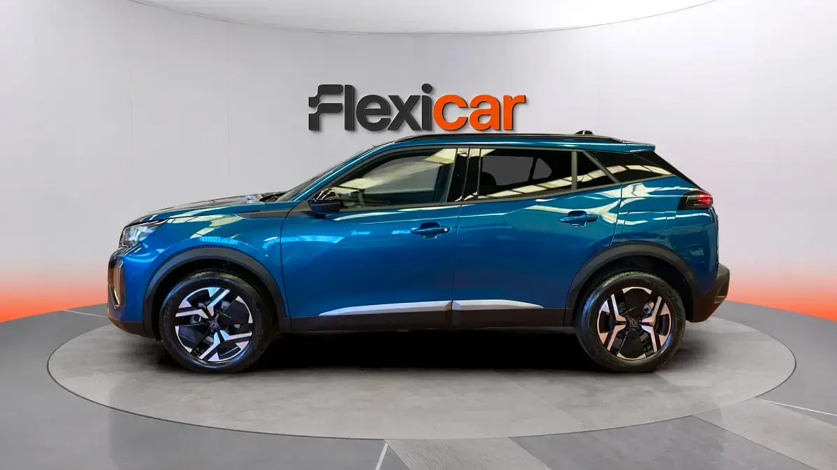 Usado Peugeot 2008 Allure 101 CV (74 kW) 2025 Azul SUV