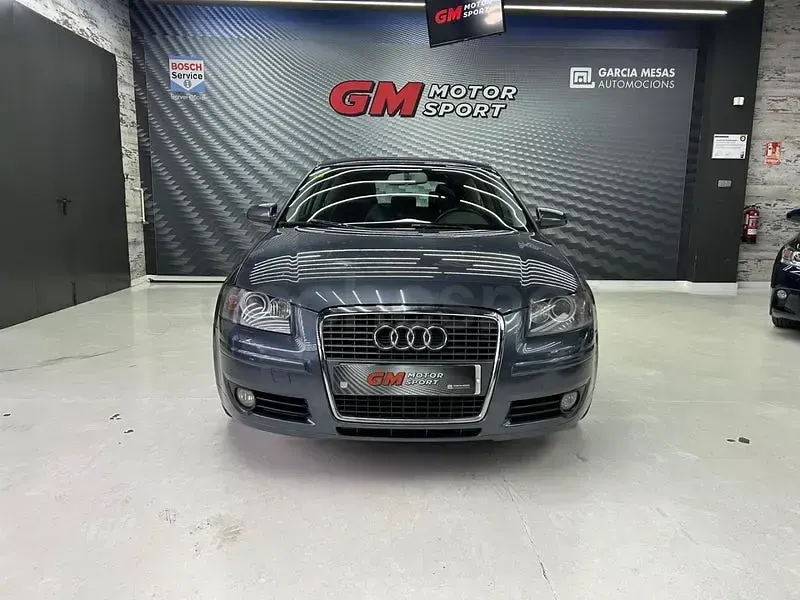 Usado Audi A3 Attraction 140 CV (102 kW) 2007 Gris / plata Utilitario