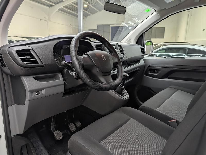 Usado Peugeot Expert S 120 CV (88 kW) 2021 Blanco Van