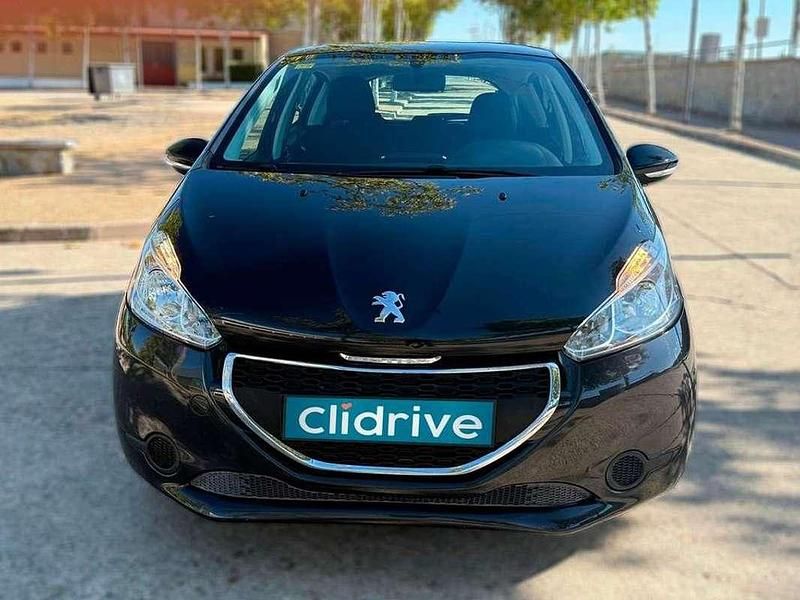 Usado Peugeot 208 Active 68 CV (50 kW) 2013 Negro Utilitario