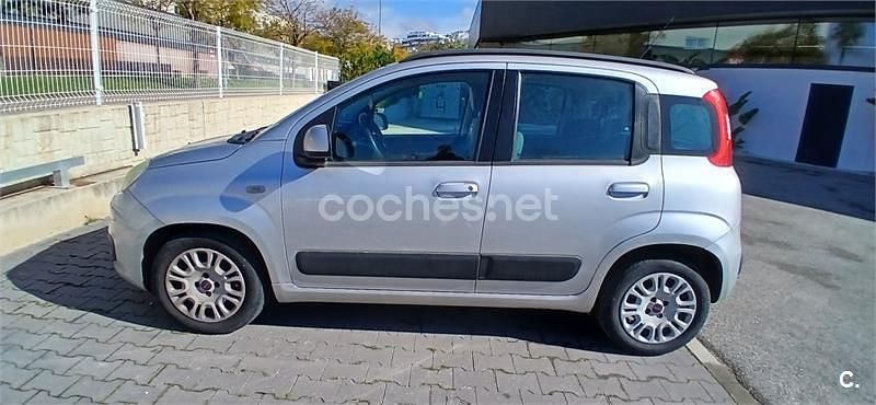 Usado Fiat Panda Lounge 69 CV (50 kW) 2014 Gris / plata Utilitario