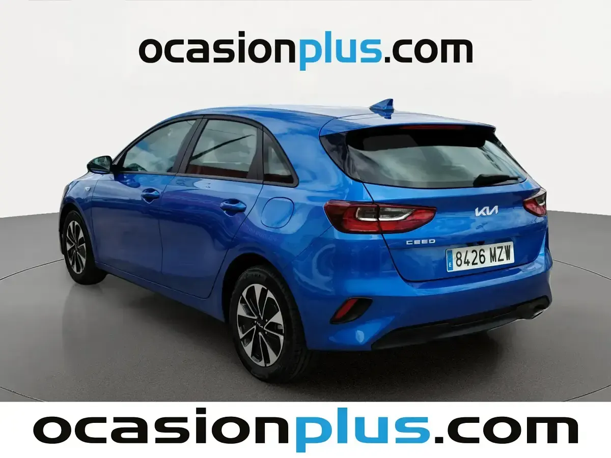 Usado Kia Ceed 100 CV (73 kW) 2025 Azul Utilitario
