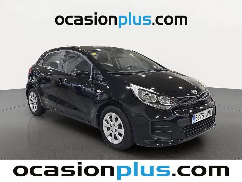 Usado Kia Rio 84 CV (61 kW) 2016 Negro Utilitario