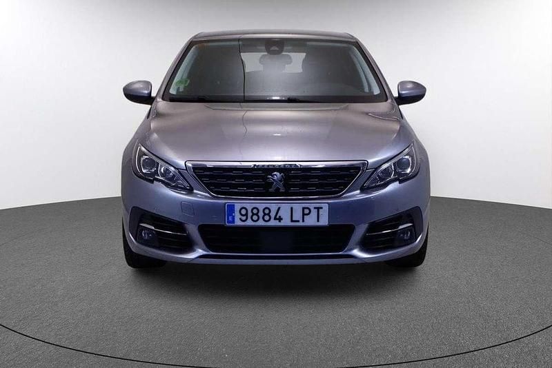 Usado Peugeot 308 Active 131 CV (96 kW) 2021 Plateado Utilitario
