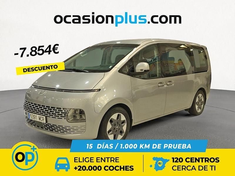 Gris / plata Usado 2022 Hyundai Staria Monovolumen | 29.490 € (Precio justo) - Imagen 1/4