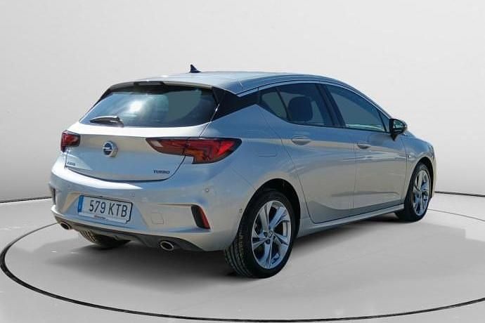 Usado Opel Astra 200 CV (147 kW) 2019
