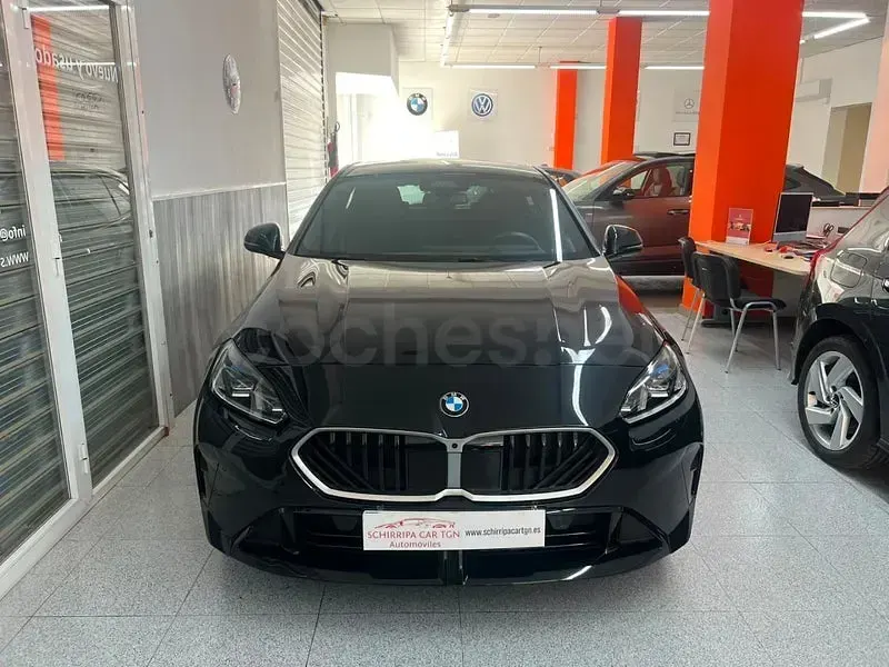 Usado BMW 120 170 CV (125 kW) 2024 Negro Berlina