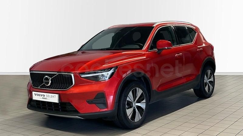 Usado Volvo XC40 Core 163 CV (119 kW) 2025 Rojo SUV