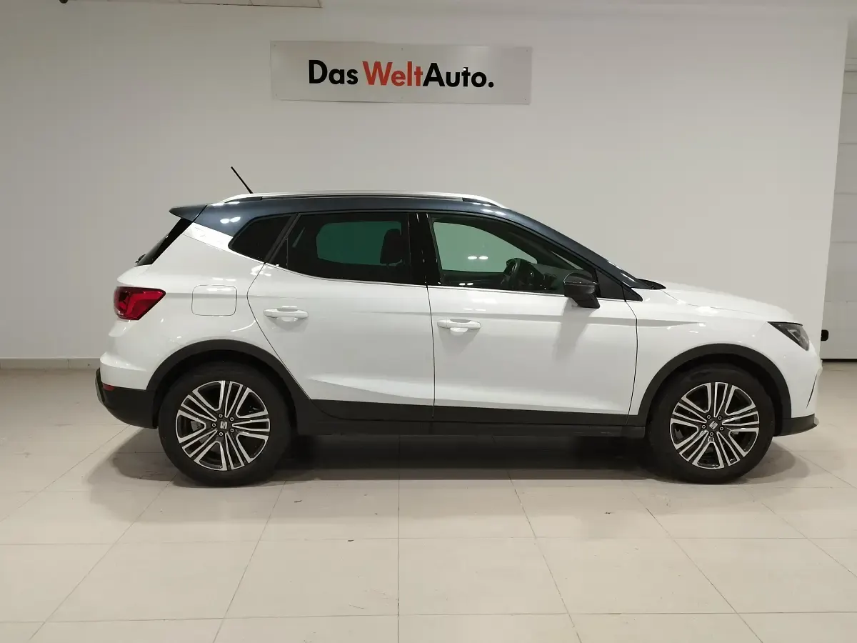 Usado Seat Arona Xperience 115 CV (84 kW) 2025 Blanco SUV