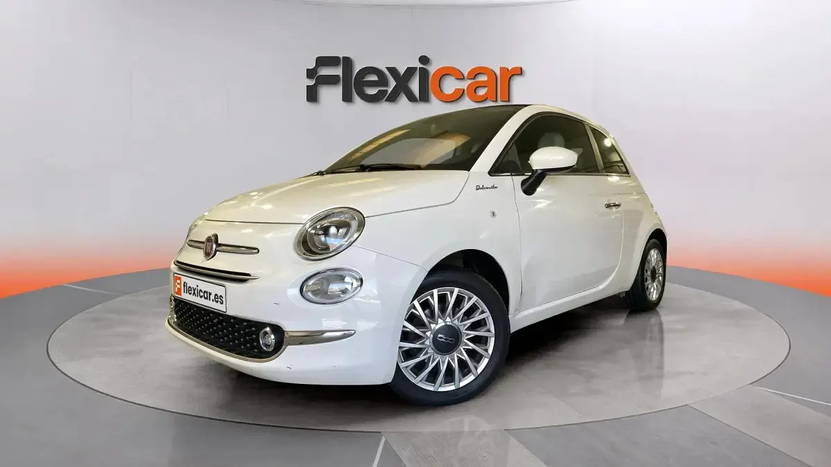 Usado Fiat 500 Club 71 CV (52 kW) 2022 Blanco Berlina