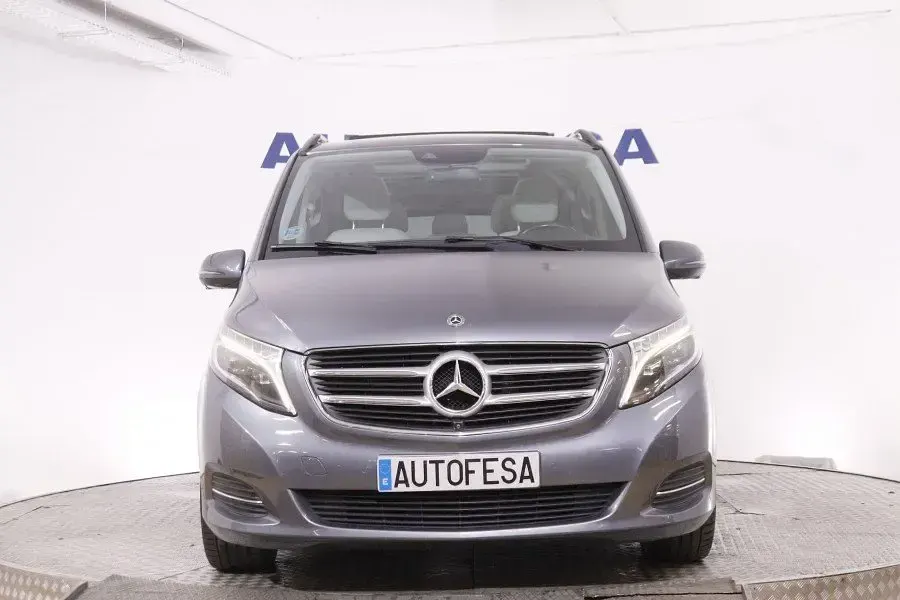 Käytetty Mercedes V220 Avantgarde 163 HP (119 kW) 2018 Harmaa Tila-auto