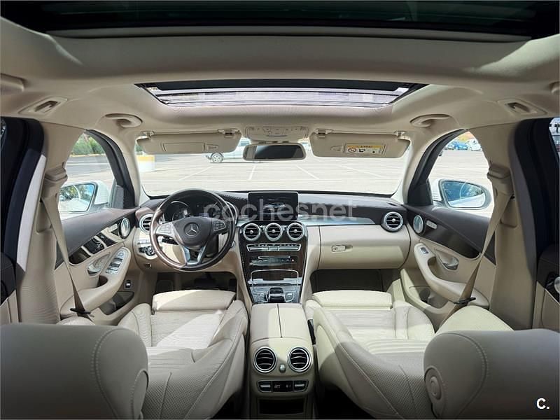 Blanco Usado 2016 Mercedes C250 AMG line Familiar | 22.900 € (Precio justo) - Imagen 1/4