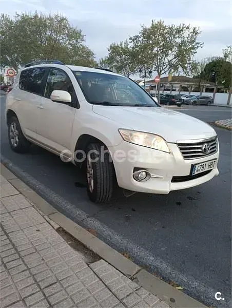 Usado Toyota RAV4 Advance 150 CV (110 kW) 2011 Blanco SUV