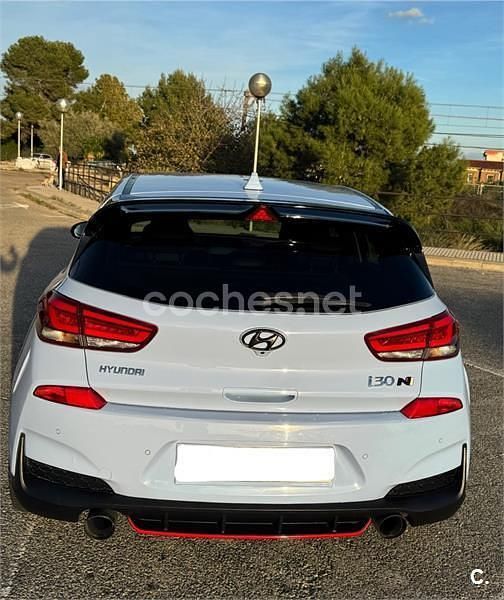 Azul Usado 2018 Hyundai i30 N Performance Berlina | 22.000 € (Buen precio) - Imagen 1/4