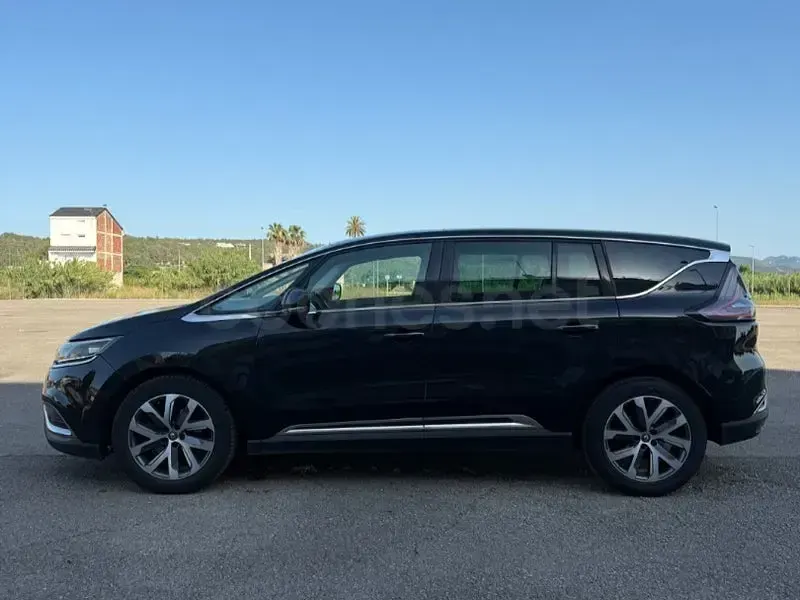 Usado Renault Espace Zen 160 CV (117 kW) 2016 Negro Monovolumen