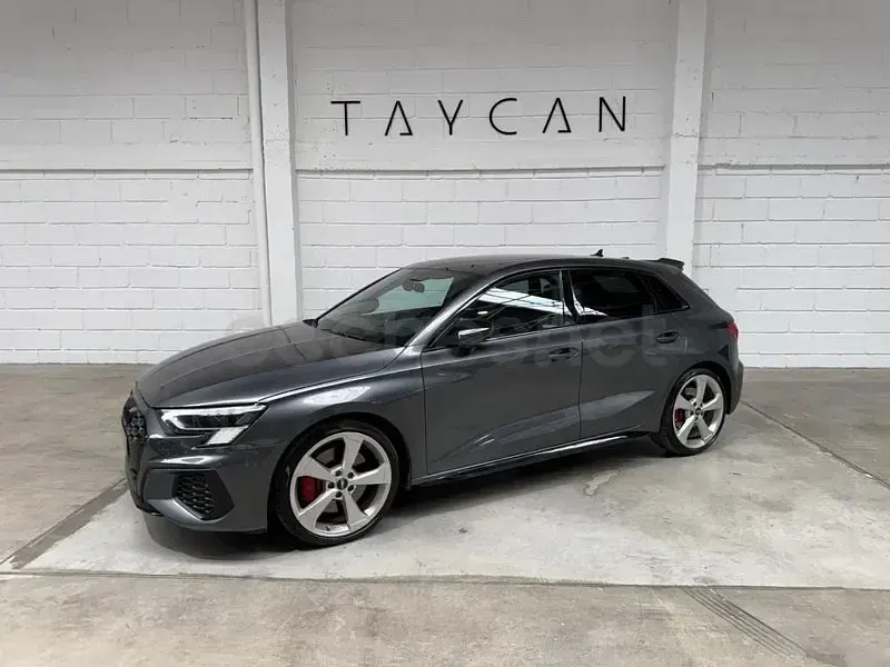 Usado Audi A3 S-Line 310 CV (228 kW) 2021 Gris / plata Berlina