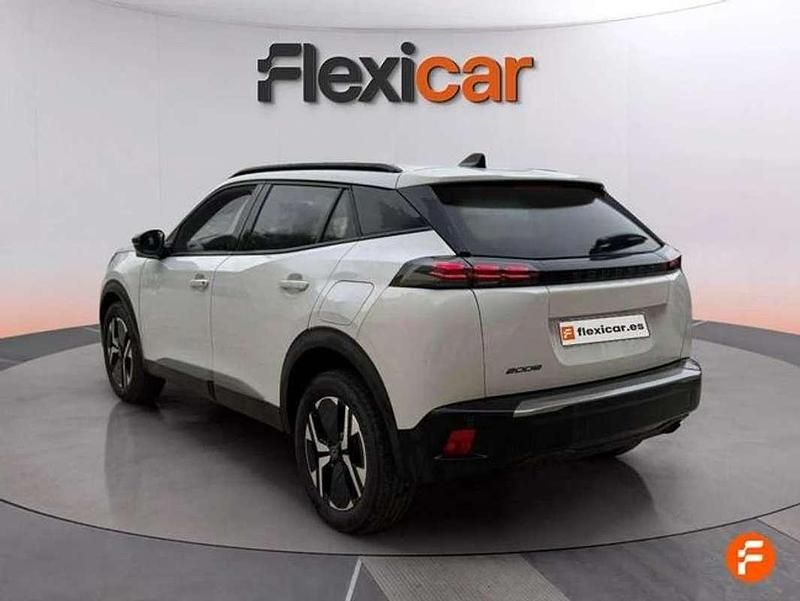 Usado Peugeot 2008 Allure 101 CV (74 kW) 2025 Blanco SUV