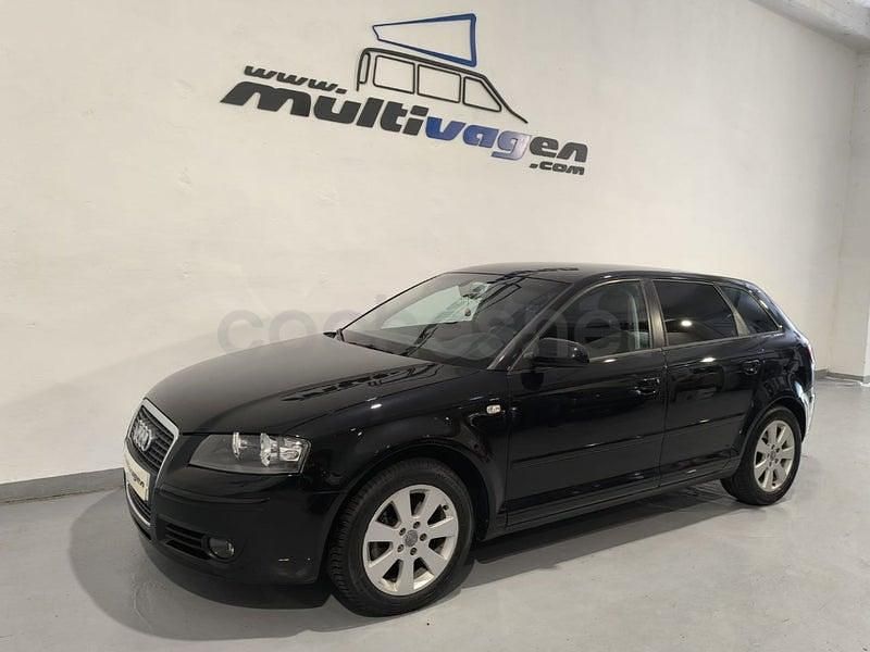 Usado Audi A3 Sportback Ambiente 140 CV (102 kW) 2005 Negro Utilitario