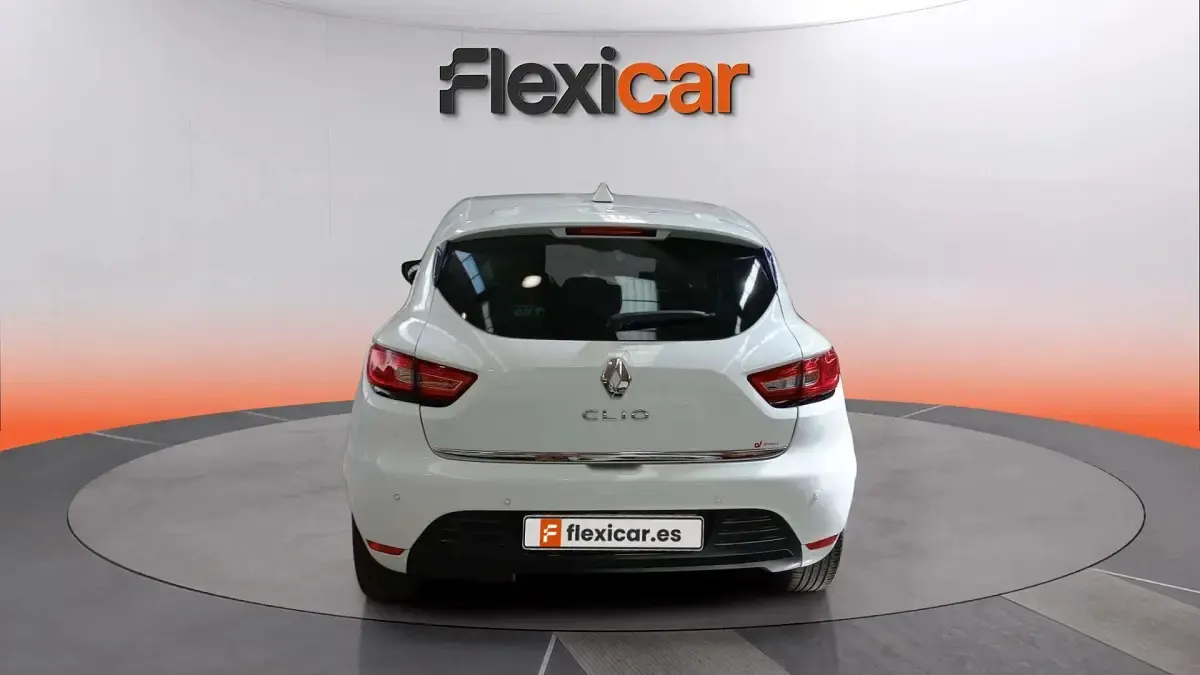 Usado Renault Clio IV Zen 90 CV (66 kW) 2018 Blanco Berlina