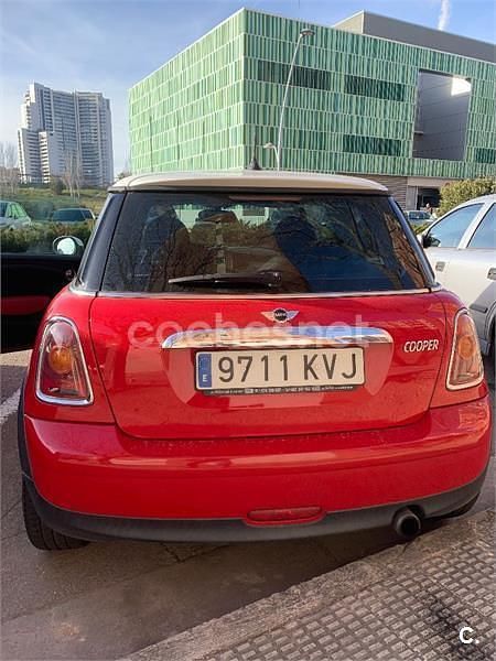 Usado Mini Cooper 116 CV (85 kW) 2007 Rojo Utilitario