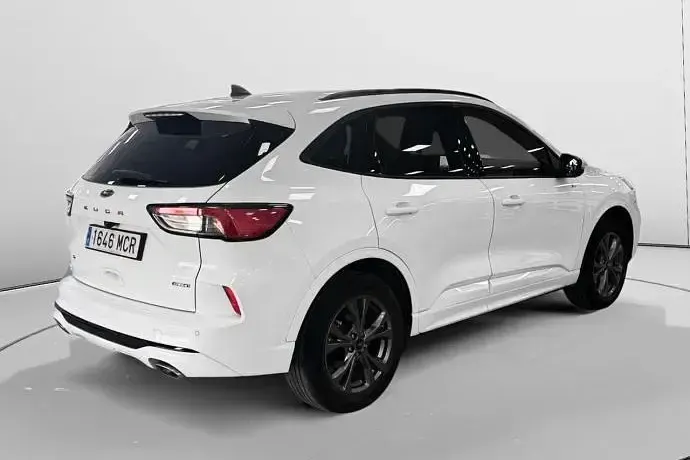 Usado Ford Kuga ST-Line 225 CV (165 kW) 2022 SUV