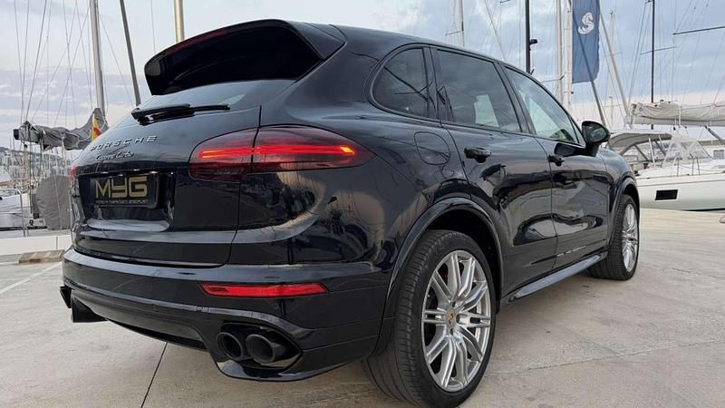 Usado Porsche Cayenne Turbo 520 CV (382 kW) 2016 Negro SUV