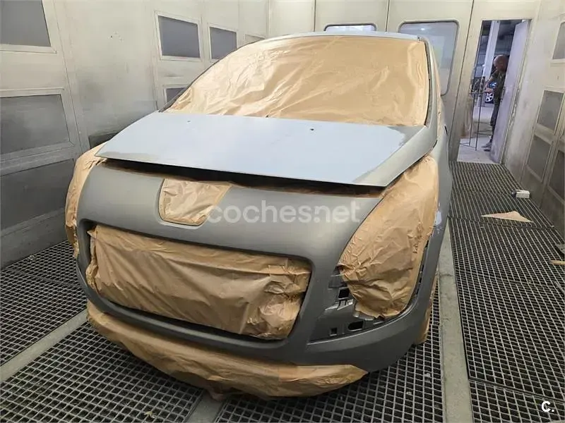 Usado Peugeot 3008 110 CV (80 kW) 2010 Gris / plata Familiar