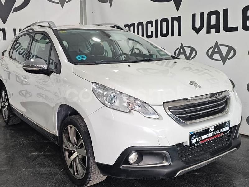 Usado Peugeot 2008 Allure 120 CV (88 kW) 2016 Blanco SUV