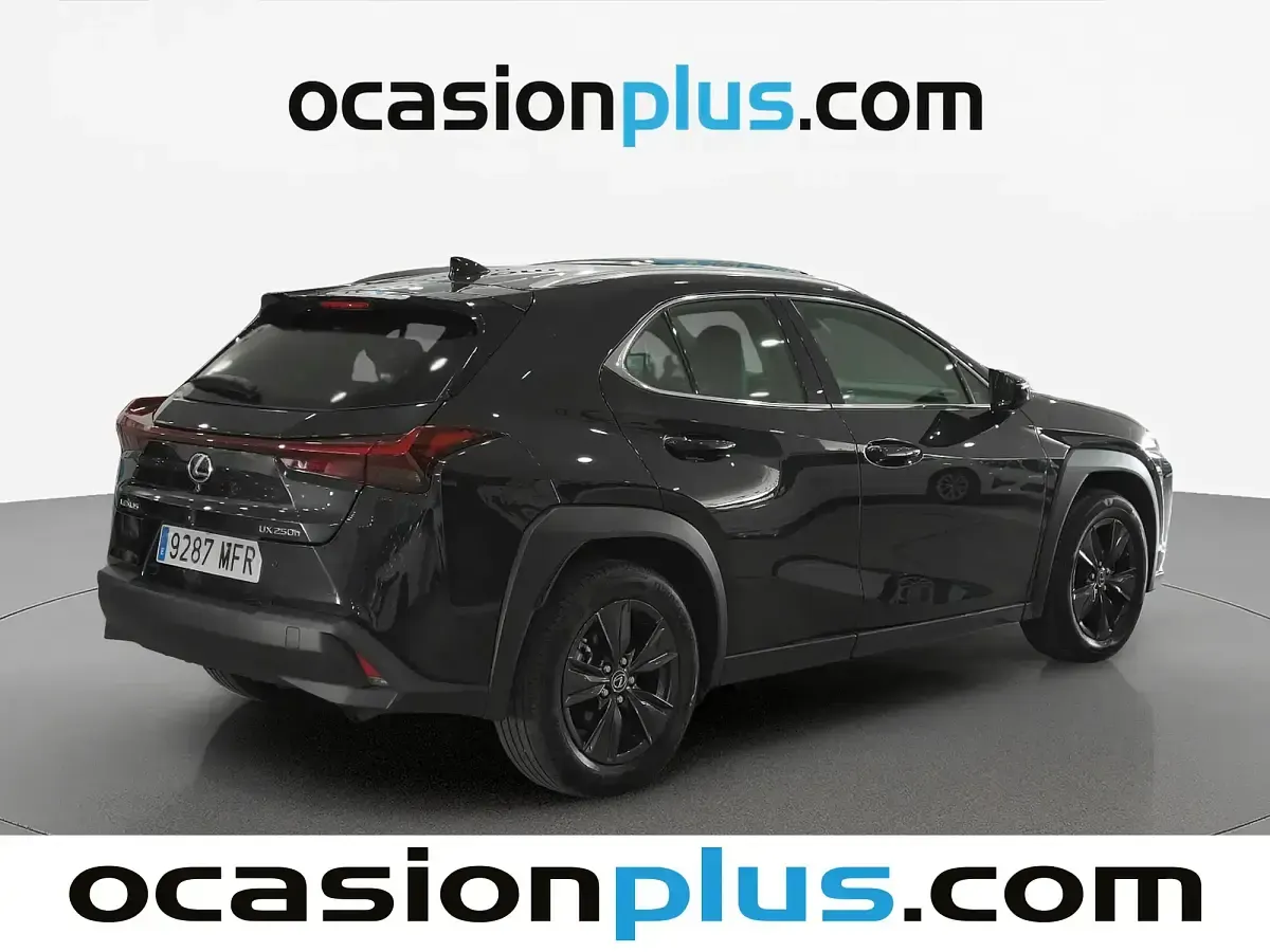 Usado Lexus UX 250h Business Edition 184 CV (135 kW) 2023 Negro SUV