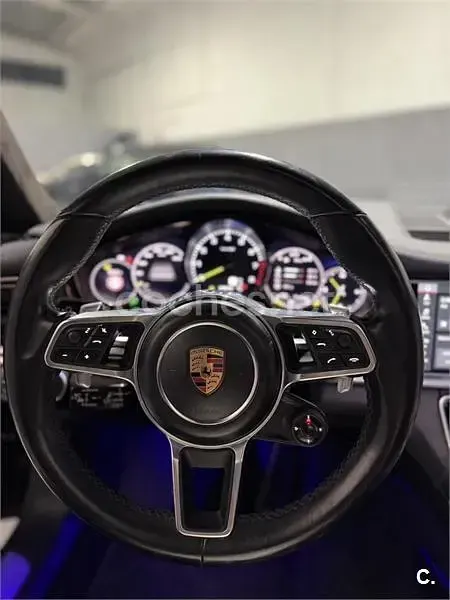 Usado Porsche Panamera 4 462 CV (339 kW) 2018 Negro Utilitario