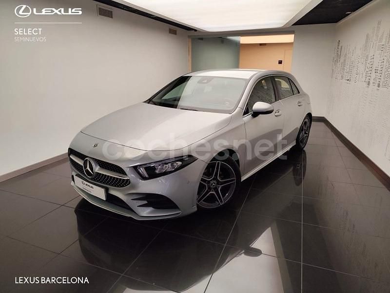 Gris / plata Usado 2021 Mercedes A180 Berlina | 23.900 € (Buen precio) - Imagen 1/4