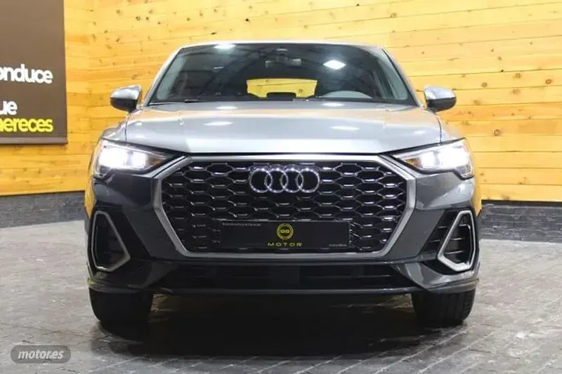 Usado Audi Q3 S-Line 244 CV (179 kW) 2022 Gris SUV