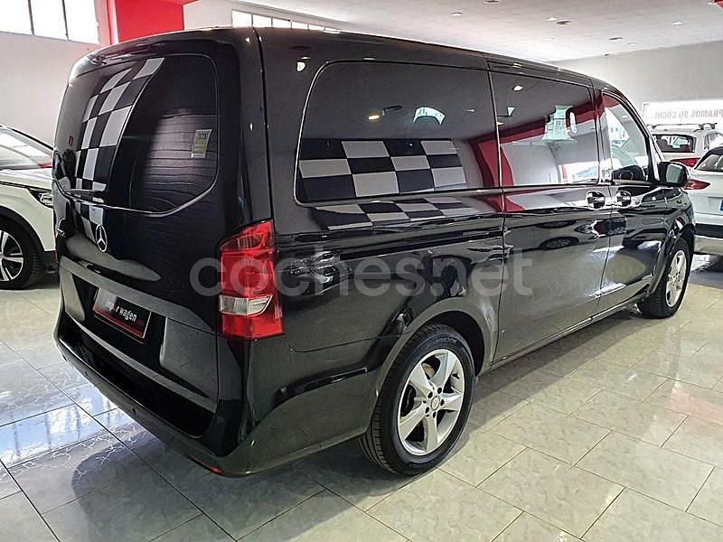 Usado Mercedes V220 163 CV (119 kW) 2017 Negro Monovolumen
