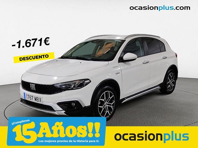 Blanco Usado 2022 Fiat Tipo Cross Berlina | 18.390 € (Un poco caro) - Imagen 1/4